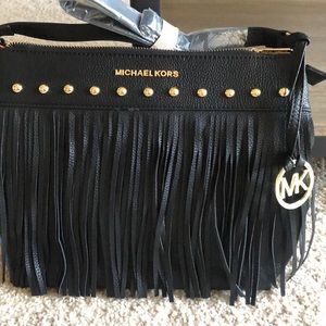 MICHAEL KORS FRINGE CROSSBODY BAG